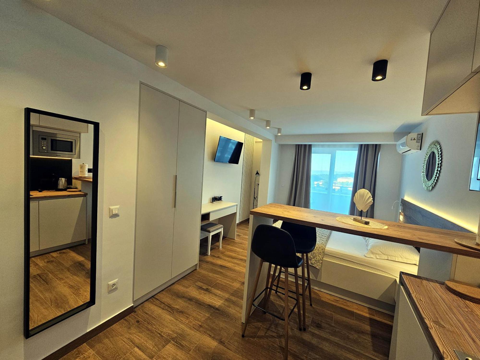 Apartmani Sole Makarska Zewnętrze zdjęcie